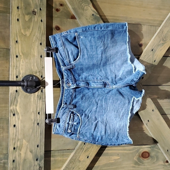 MADISON MORGAN HIGH RISE DENIM JEAN SHORTS SIZE 16 - Picture 1 of 5
